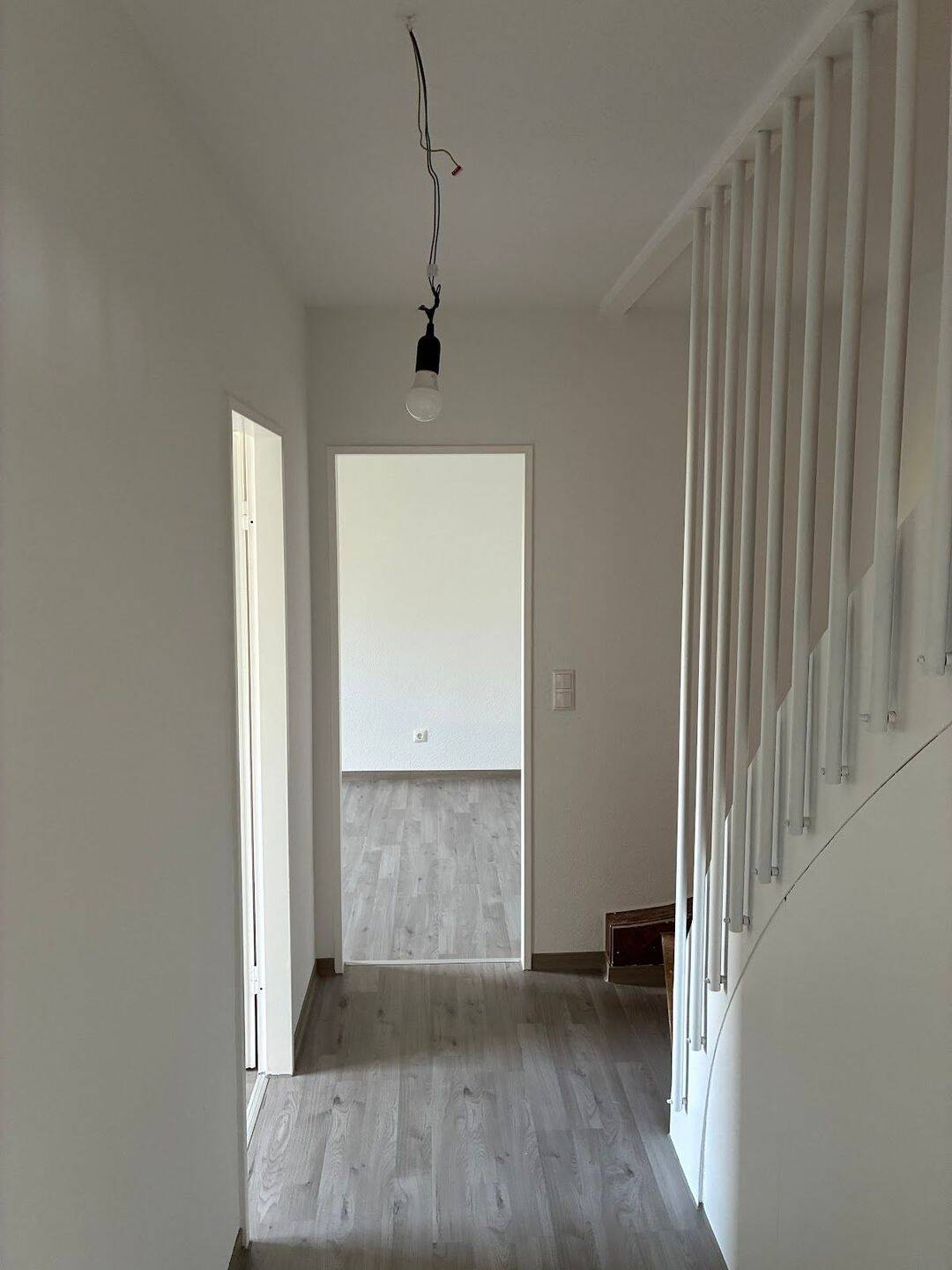 Maisonette mit Balkon -renoviert-modern-zentral * – Salzgitter – Vorschaubild 2