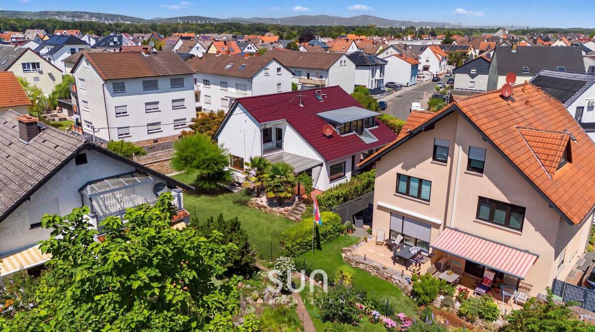 TOSKANA-FEELING IN HATTERSHEIM-EDDERSHEIM - saniertes Einfamilienhaus mit Garten & Sauna – 65795 Hattersheim – Bild 1 von 9