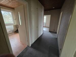 *Leerstehende 3-Zimmer-Wohnung mit Balkon* sofort verfügbar & provisionsfrei! – 45136 Essen – Vorschaubild 2