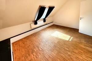 Großzügige Dachgeschosswohnung mit Dachterrasse und Kamin – 45355 Essen – Vorschaubild 9