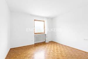 Großzügiges Einfamilienhaus mit außergewöhnlicher Nutzungsvielfalt - eine Rarität im Regensburger Süden – 93051 Regensburg – Vorschaubild 6