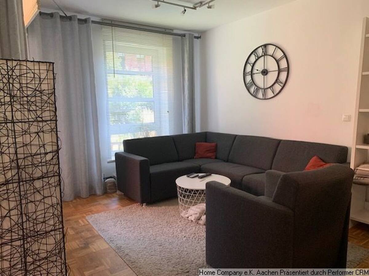 Aachen-Zentrum: Modern möbl. 3-Zi.-Whng. in absolut ruhiger Lage; PKW-Stellpl. anmietb. – 52064 Aachen – Bild 1 von 9