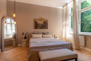 ? Designer-Wohnung nahe Schloss Charlottenburg! - Frisch sanierte 3,5-Zi-Whg inkl. Mobiliar & Küche – 14059 Berlin – Vorschaubild 3