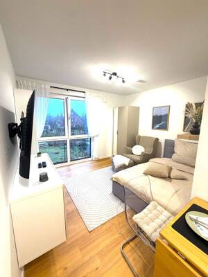 „Rundum-sorglos-Wohnen“ in Hamburg-Lurup: Exklusives Apartment mit All-Inclusive-Miete – 22547 Hamburg – Vorschaubild 1
