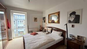 Sonnige 2-Zimmer-Wohnung mit Südbalkon und Tiefgarage in ruhiger Lage von Hamburg-Lurup – 22547 Hamburg – Vorschaubild 3