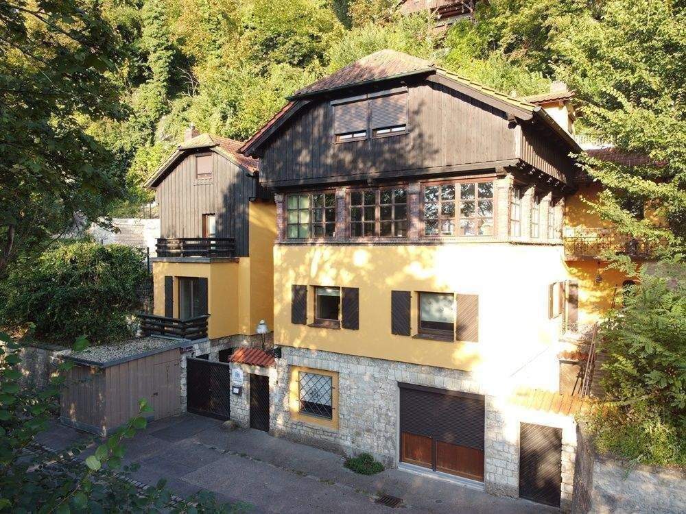 interessantes Mehrgenerationenhaus am Stadtrand von Rgbg. – Pettendorf – Vorschaubild 2