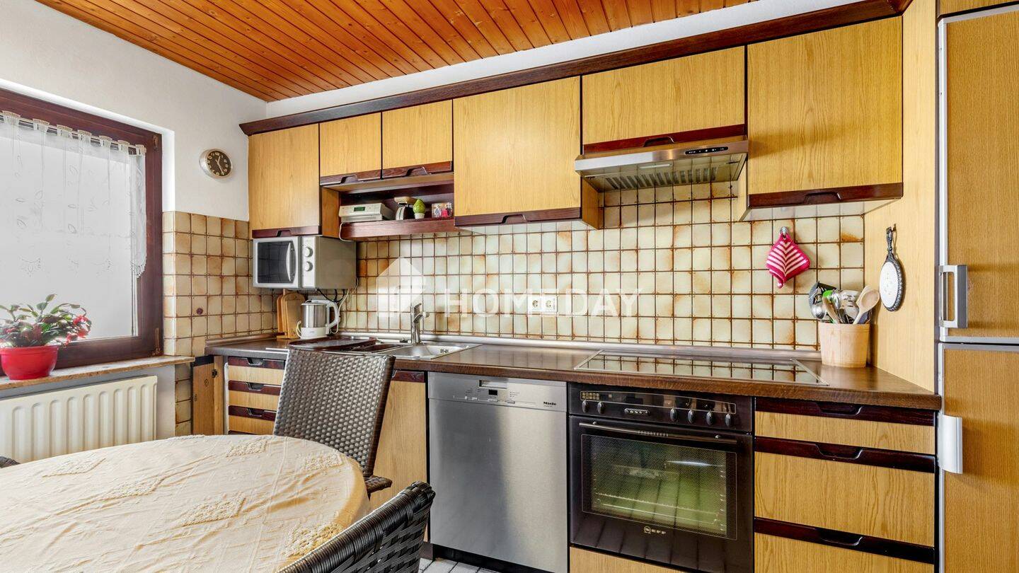 Reihenhaus mit Sonnengarten. Garage, 3 Zimmern und gemütlichem Dachgeschoss-Studio – Reutlingen – Vorschaubild 7