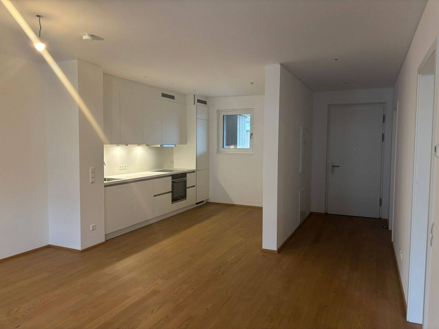 NEU in Biberach * Hochwertige 2 Zi.-Whg (61qm) mit Balkon + EBK *