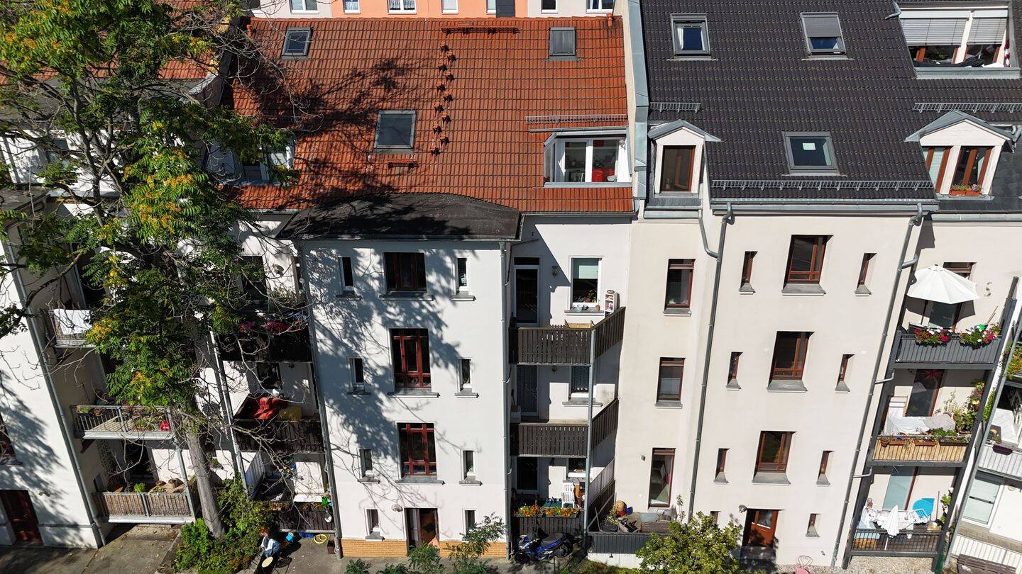 Kapitalanlage: 2-Zimmer WE mit Balkon im repräsentativen Denkmalobjekt! – Leipzig – Vorschaubild 2