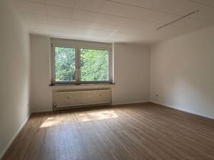 Praktisch, geschnittene 2 Zimmer Wohnung!