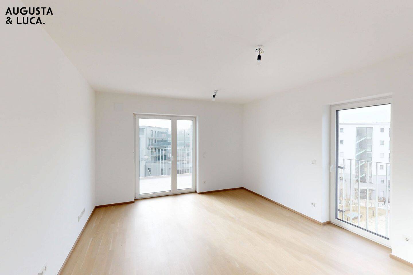 Attraktive 3 Zimmer Wohnung mit großzügiger Terrasse – Augsburg – Bild 1 von 9