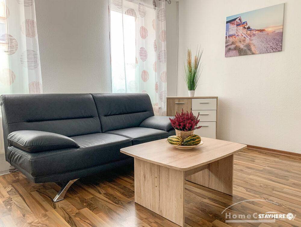28034 HomeCompany Möbliert/Furnished 2-Zimmer Apartment in Leipzig-Lindenthal max. 3 Personen
