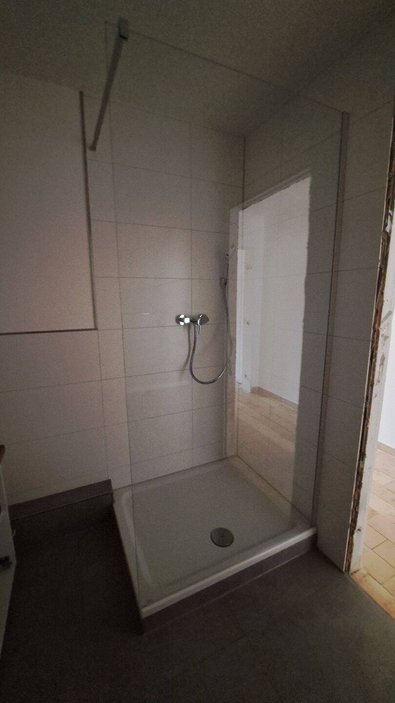 Renovierte 4 Zimmerwohnung mit Balkon/Wintergarten, Garage am Schloss und Uni – Mannheim – Vorschaubild 8