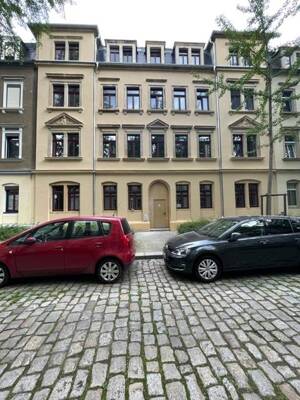 3 Raumwohnung mit hochwertiger Ausstattung, Balkon und Gartenanteil – 1129 Dresden – Vorschaubild 2