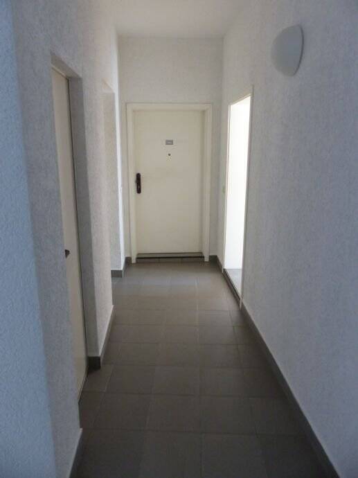 Helle 2-Raum-Wohnung mit Glasfaseranschluß – Chemnitz – Vorschaubild 8