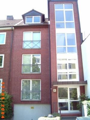 Schöne , geräumige 2-Zimmer Wohnung in Wandsbek