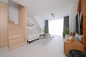 High-End Wohnen in der KTV - stilvoll möblierte Maisonettewohnung! – 18057 Rostock – Vorschaubild 3