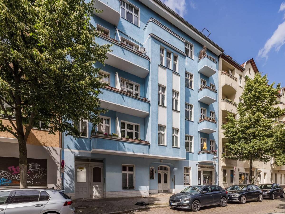 Kapitalanlage im Schillerkiez: Vermietete 2-Zimmer-Wohnung mit viel Potenzial – 12049 Berlin – Bild 1 von 6
