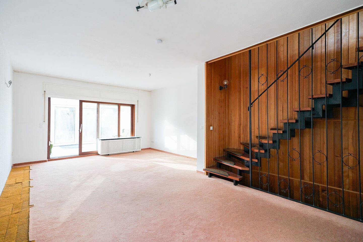 Ruhig gelegen in Lichtenrade: Gepflegte Doppelhaushälfte mit Garage, Keller und großem Grundstück – Berlin – Vorschaubild 4