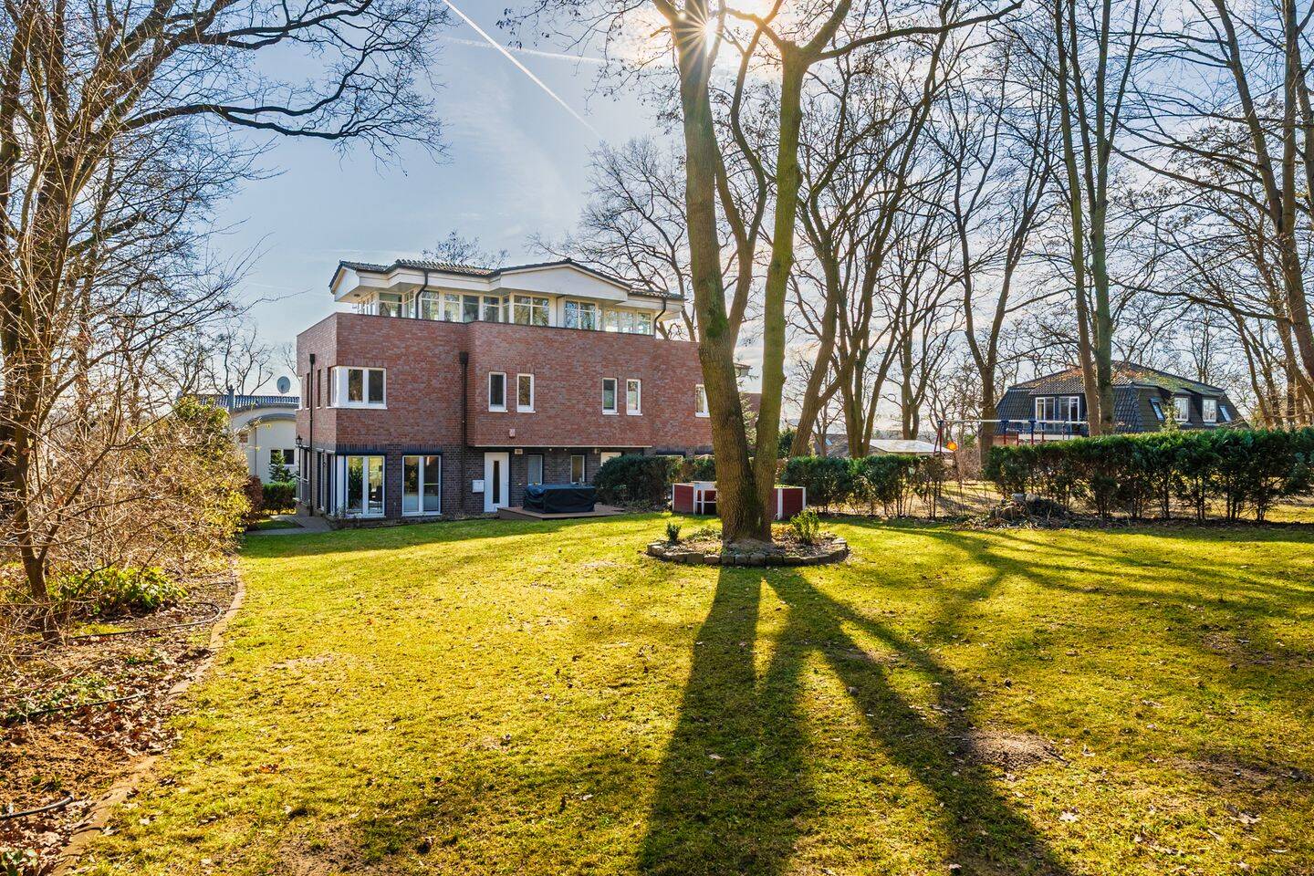 Attraktive Doppelhaushälfte mit Waldgrundstück und Weitblick über Potsdam – Potsdam – Vorschaubild 2