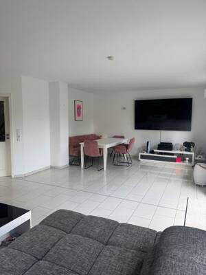 Seltenheit: 2 gepflegte und neuwertige Einfamilienhäuser (135 m² + 121 m²) auf einem Grundstück – 22175 Hamburg – Vorschaubild 6