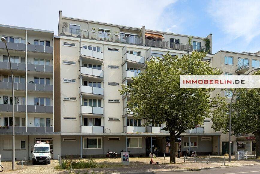IMMOBERLIN.DE - 2026 perfekt renovierte Wohnung mit Südwestbalkon & Lift in zentraler Lage – Berlin – Vorschaubild 6