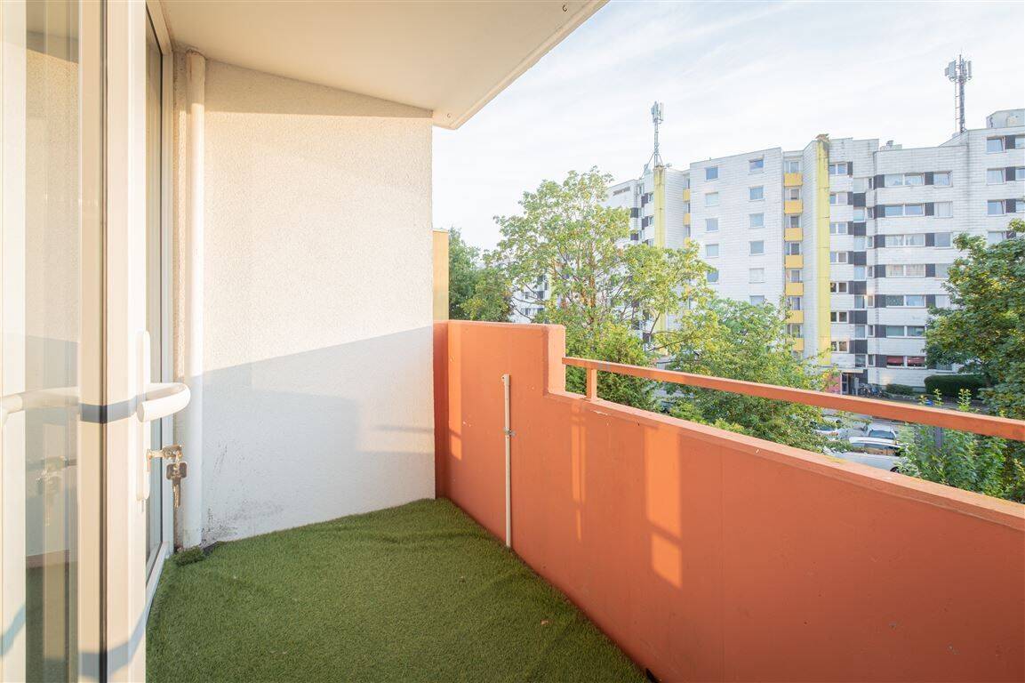 Modernisierte 3-Zimmer-Wohnung mit Westbalkon und Aufzug in Wolfsburg – Wolfsburg – Vorschaubild 3