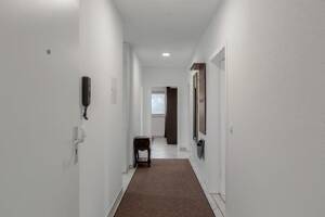 Begehrte Lage im Grünen - Premium-Wohnung zum Wohlfühlen! – 50933 Köln – Vorschaubild 3