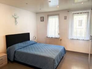 Charmantes Zweifamilienhaus mit vielseitigen Nutzungsmöglichkeiten – 70469 Stuttgart – Vorschaubild 4