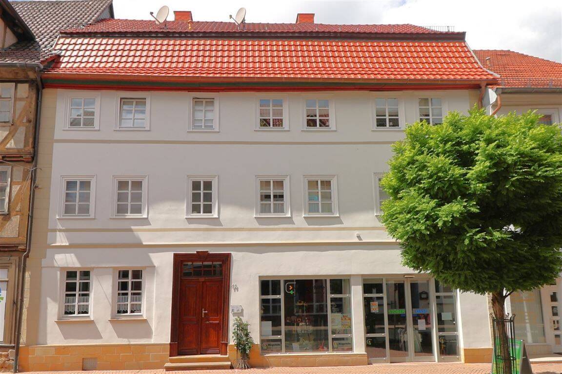 Charmantes Wohn- und Geschäftshaus in guter Lage