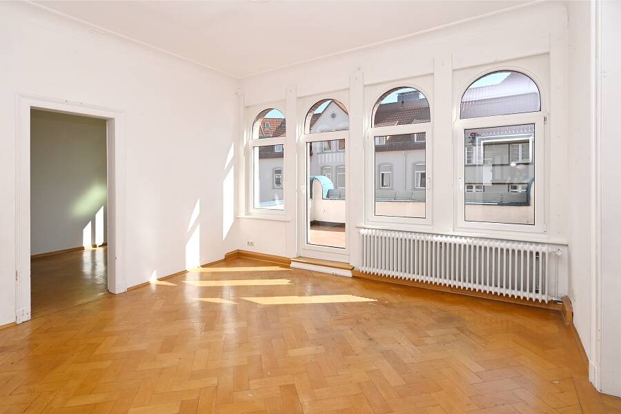 Toplage Malerviertel: Wunderschönes, denkmalgeschütztes Stadthaus mit 4 Einheiten, Garten und Balkon – Hannover – Vorschaubild 9