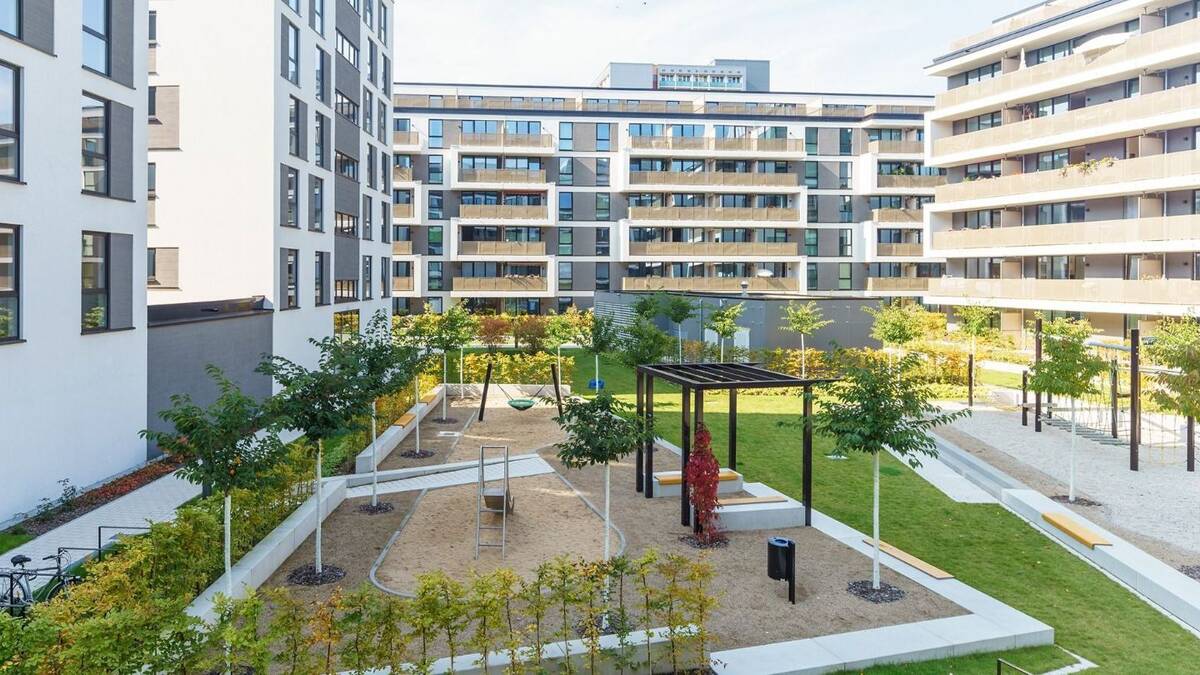 WOW! Moderne 3-RW mit neuer EBK + Balkon und Gäste-WC – 1069 Dresden – Bild 1 von 9