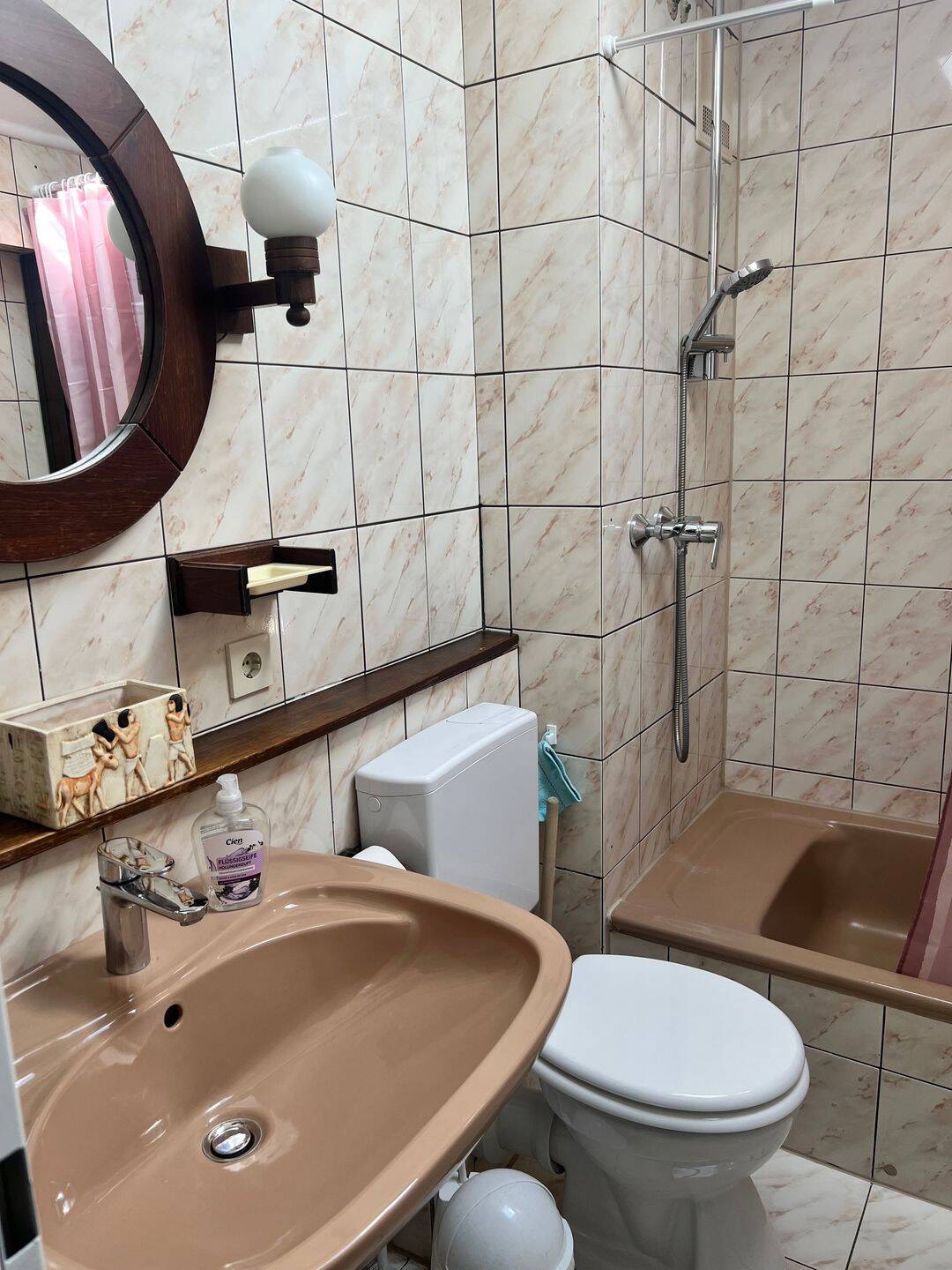 Wohnung in Reihenhaus mit gemeinsamen Eingang – München – Vorschaubild 5