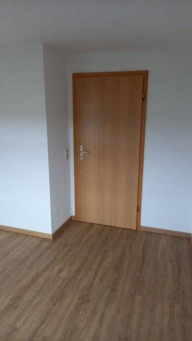 Erster Monat geschenkt! Helle 3-Zimmer DG-Wohnung, Aufzug – Chemnitz – Vorschaubild 5