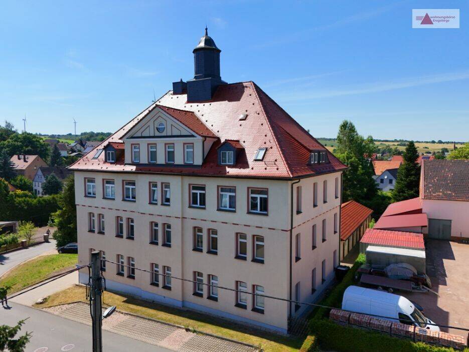 2-Raum-Wohnung mit Stellplatz!
