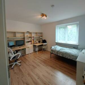 Große EG-Wohnung mit Garten, Kamin & Garage – 93161 Sinzing – Vorschaubild 5