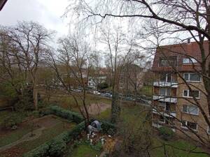 3-Zimmer-Wohnung mit kleinem Balkon im 3. OG im beliebten Barmbek-Süd