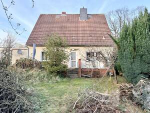 Einfamilienhaus - Rohdiamant mit viel Potenzial in beliebter Bramfelder Lage!