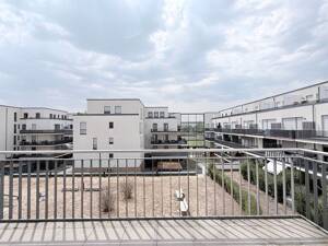 Großzügige Wohnung mit Wintergarten und Balkon sucht Mieter: 3-Zimmer, 119m² – 65187 Wiesbaden – Vorschaubild 8