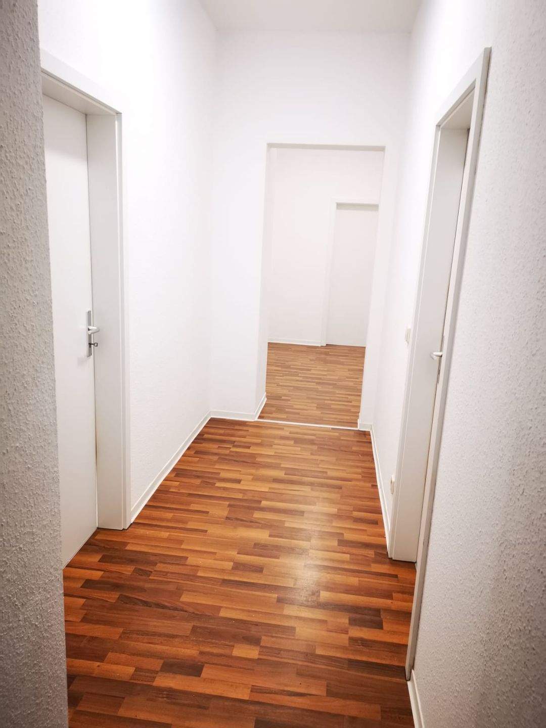 4 Raum-Wohnung zum Wohlfühlen – Chemnitz – Vorschaubild 4