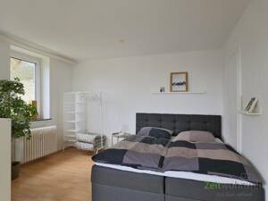 (EF1217_M) Kassel-Stadt: Kirchditmold, möbliertes Single-Apartment mit breitem, Bett, Waschmaschine und Balkon – 34130 Kassel – Vorschaubild 2
