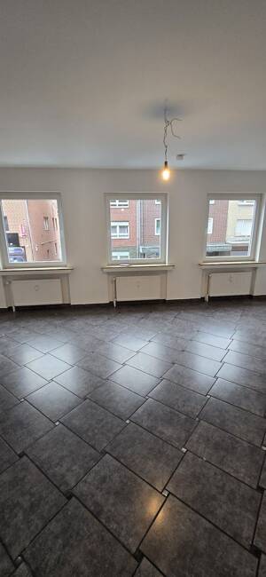 Sehr schöne renovierte 3 Zimmer Wohnung in Gelsenkirchen zu vermieten