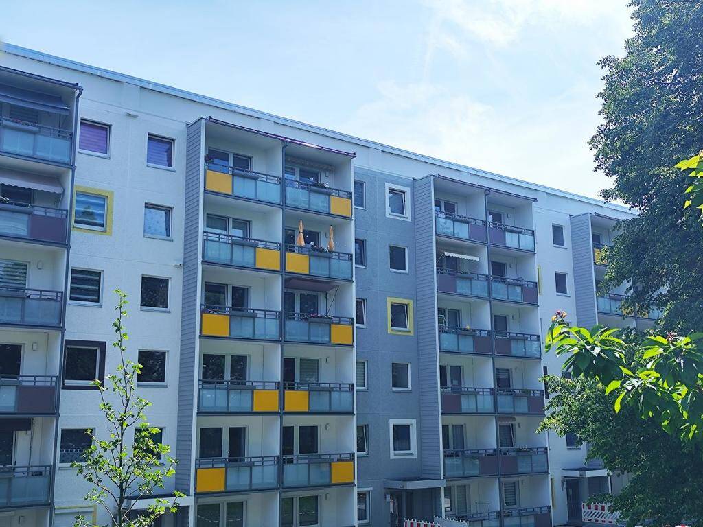 6-Raum-Etagenwohnungg mit 2 Bädern und 2 Balkonen – Chemnitz – Vorschaubild 6