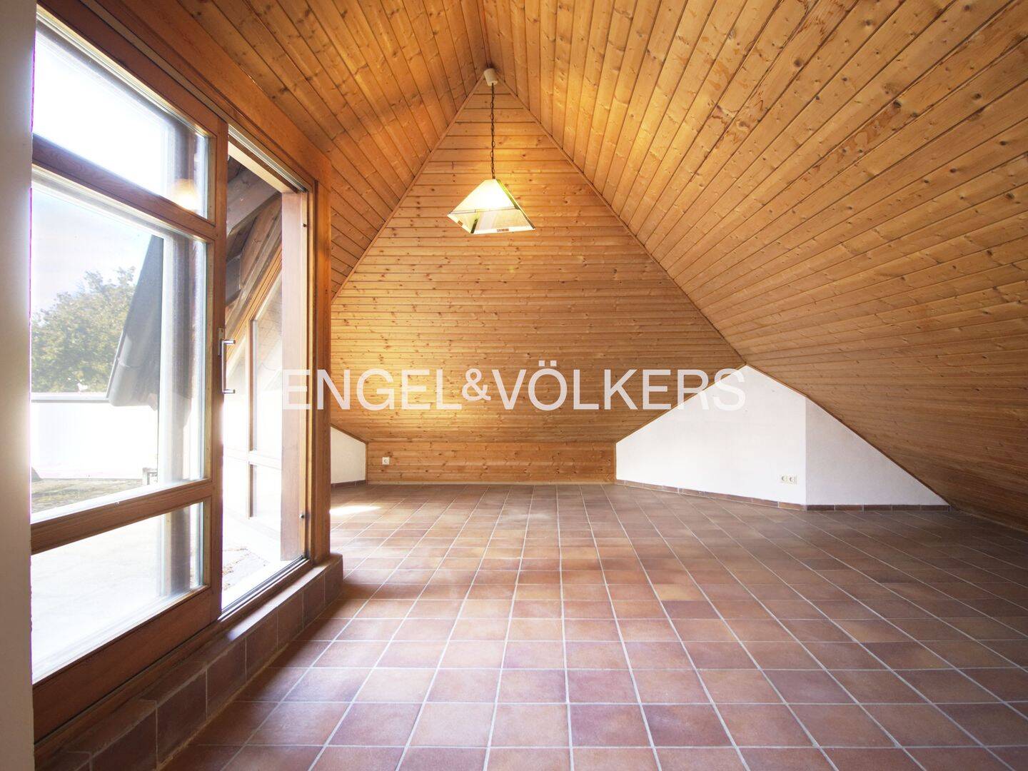 Reihenendhaus mit viel Potential - ruhig gelegen und nahe der Alts – Regensburg – Vorschaubild 4