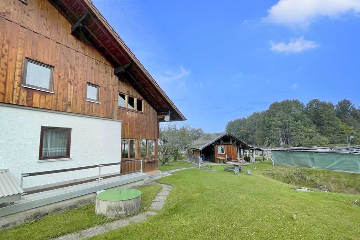 Geräumiges Einfamilienhaus in bester Lage in Zwiesel – Zwiesel – Vorschaubild 5