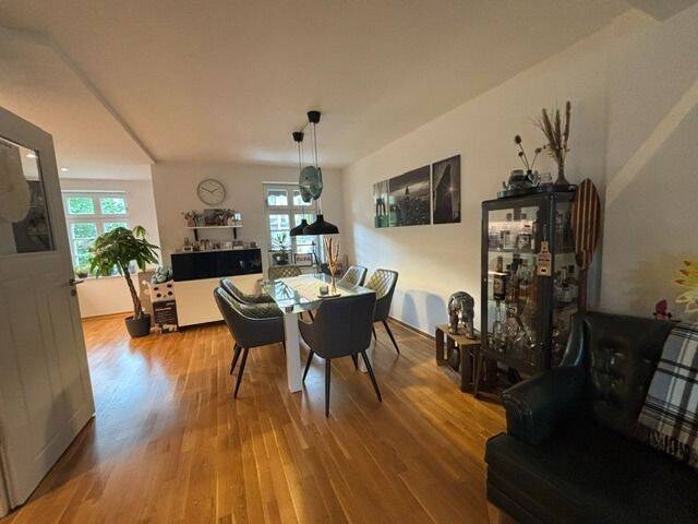 * Maissonette * Balkon * Tageslichtbad mit Wanne * EBK vom Vormieter möglich * PKW-Stellplatz * – Leipzig – Vorschaubild 3
