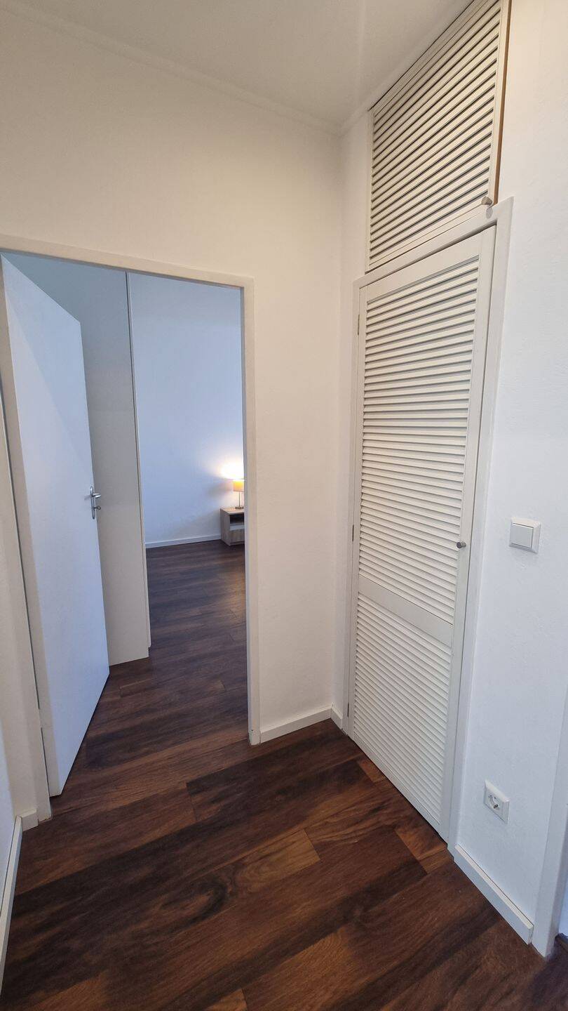 Möblierte Wohnung ~108m² befristet 12-36 Monate 4,5 Zimmer,2 Balkone, 2 Bäder – Berlin – Vorschaubild 4