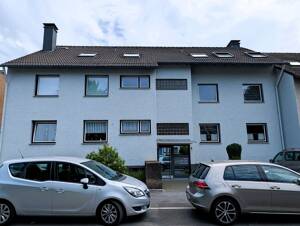 * Hier können Sie morgen einziehen! *** Top-Zustand mit Loggia, Kamin und Klima *
