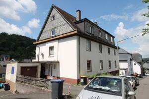 Charmantes Mehrfamilienhaus mit 6 Wohneinheiten - Attraktive Kapitalanlage in Siegen – 57074 Siegen – Vorschaubild 3