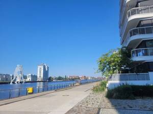 Sanierte Kiezwohnung in F-Hain mit Westbalkon und Garten – 10245 Berlin – Vorschaubild 9